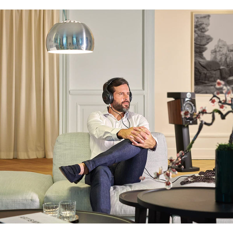 Focal Stellia Closed-Back Headphones – Cognac Full-Range Beryllium Drivers for Audiophile Precision and Luxury Comfort